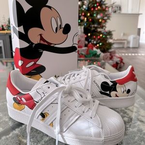 Adidas Superstar Mickey Mouse Out of Office Size Men’s 7.5/Women’s 9